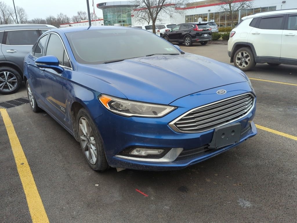 Used 2017 Ford Fusion Energi SE image 3