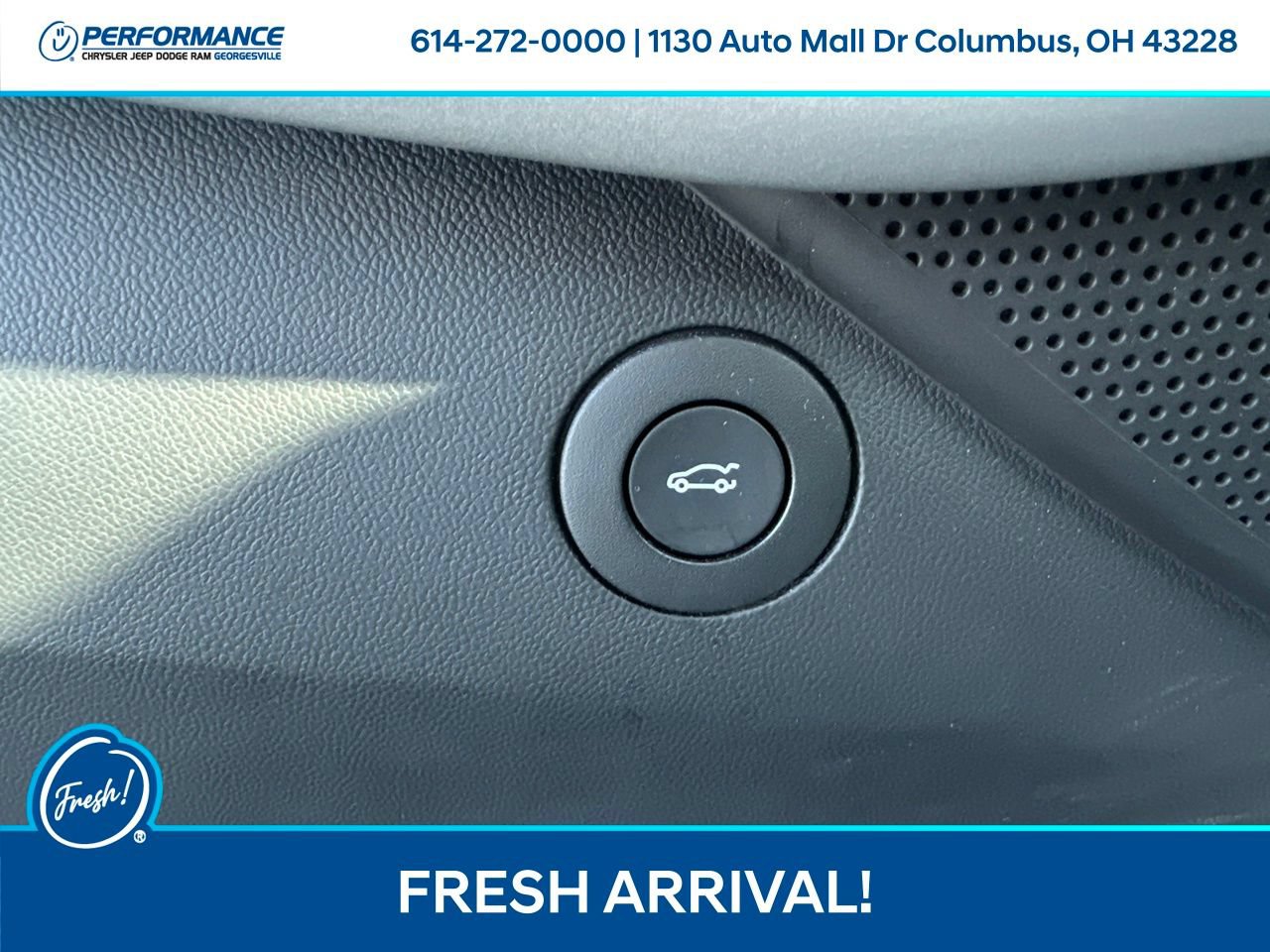 Used 2023 Chevrolet Camaro LT RWD image 12