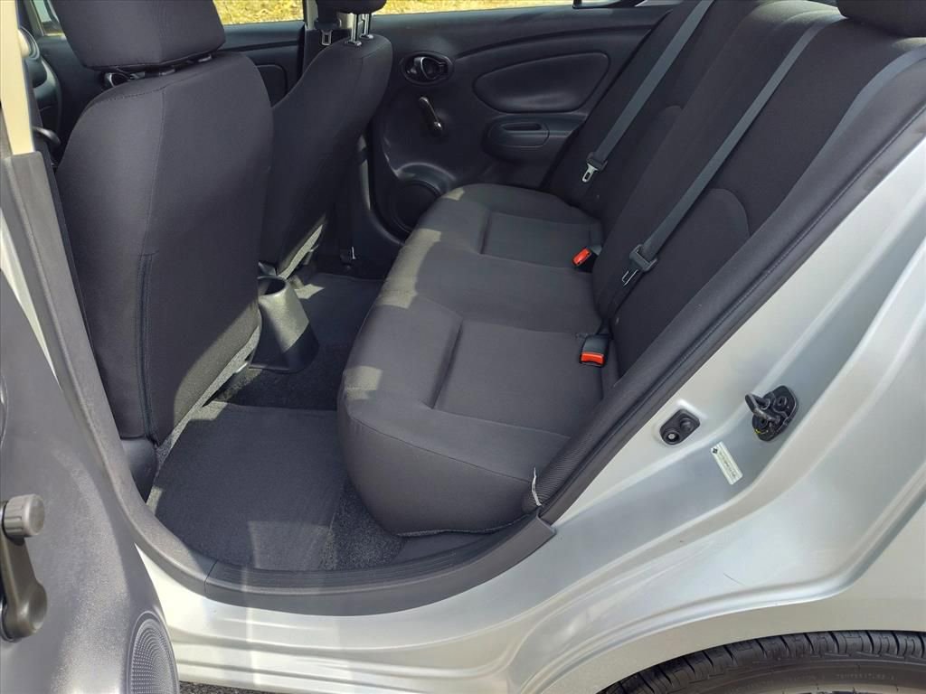 Used 2019 Nissan Versa S Plus image 11