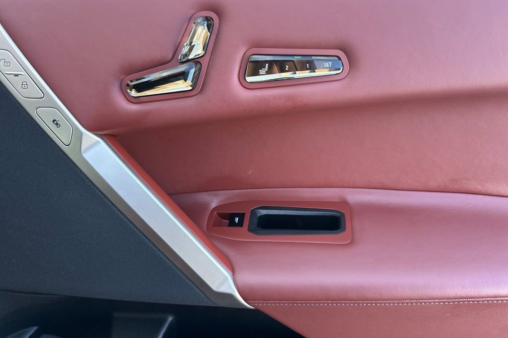 Used 2023 BMW iX M60 image 19
