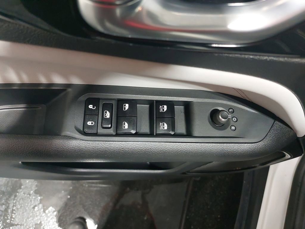 Used 2023 Jeep Compass Limited w/ Elite Group image 27