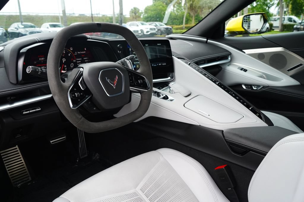 Used 2022 Chevrolet Corvette Stingray Preferred Cpe w/ 2LT RWD image 24