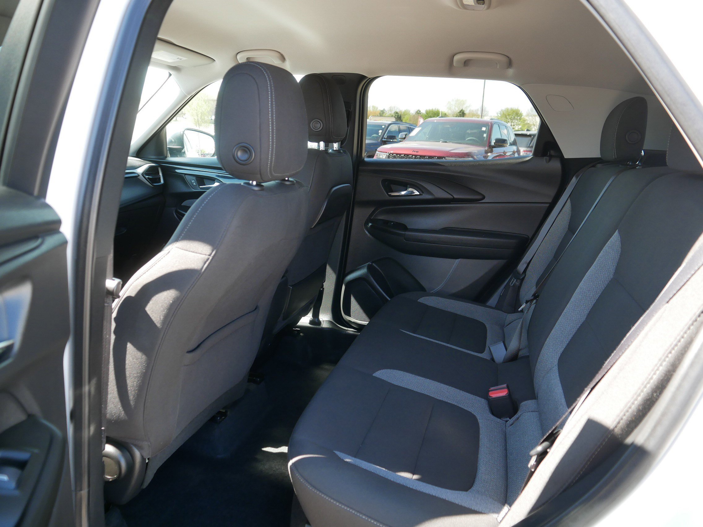 Used 2024 Chevrolet TrailBlazer LS w/ LS Convenience Package FWD image 35