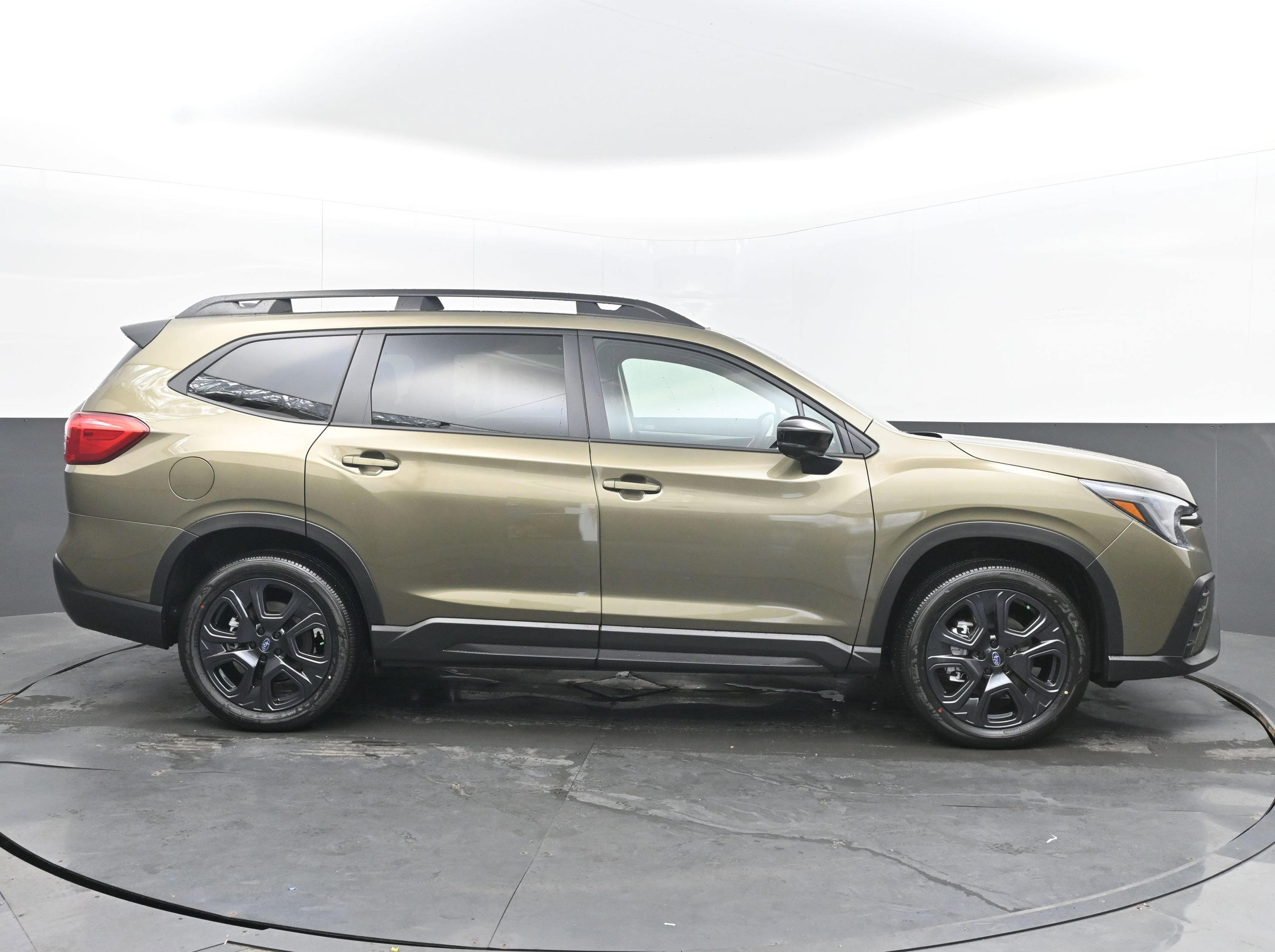 New 2025 Subaru Ascent Bronze Edition image 8