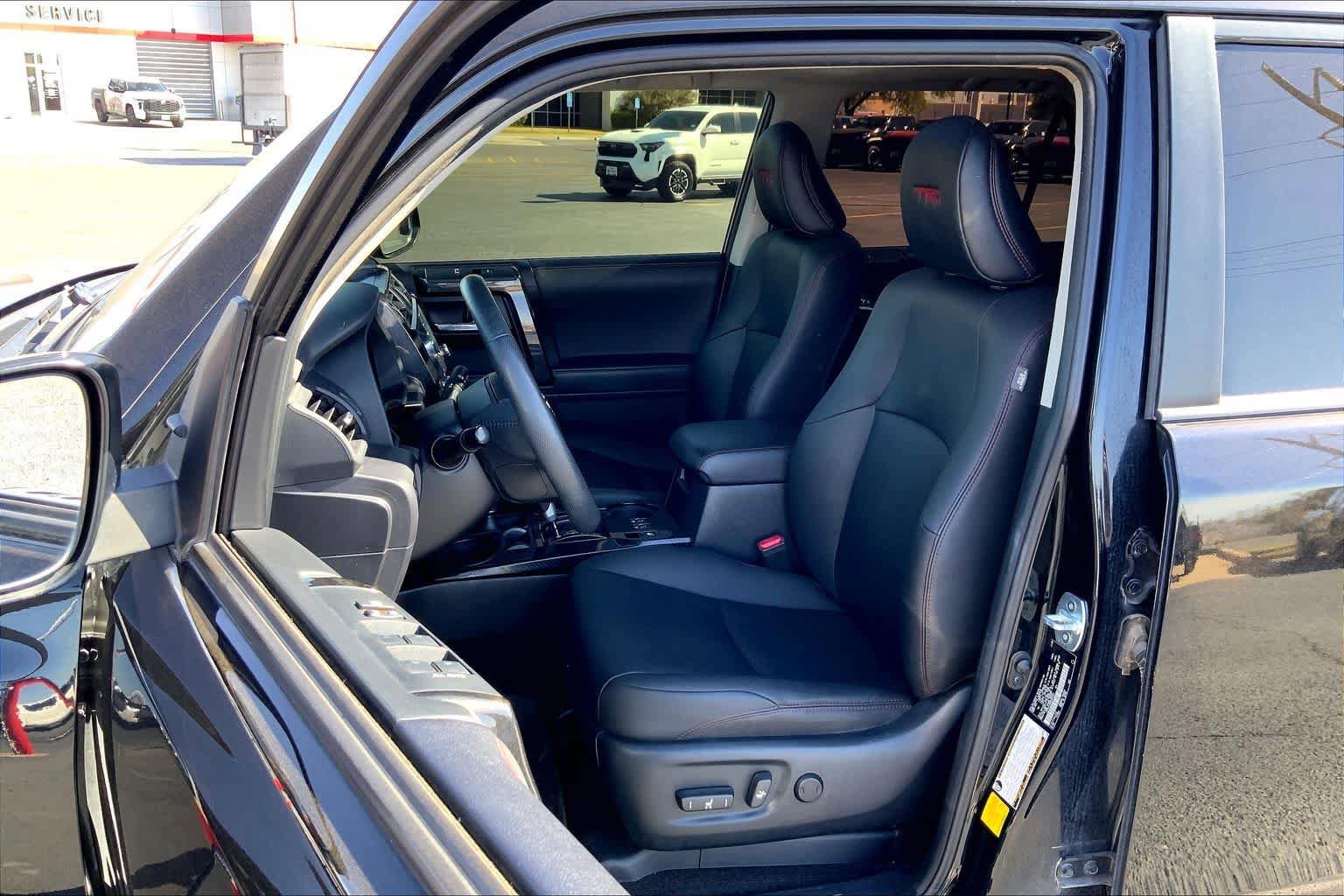 Used 2021 Toyota 4Runner TRD Off-Road Premium w/ Moonroof Package AWD/4WD image 8