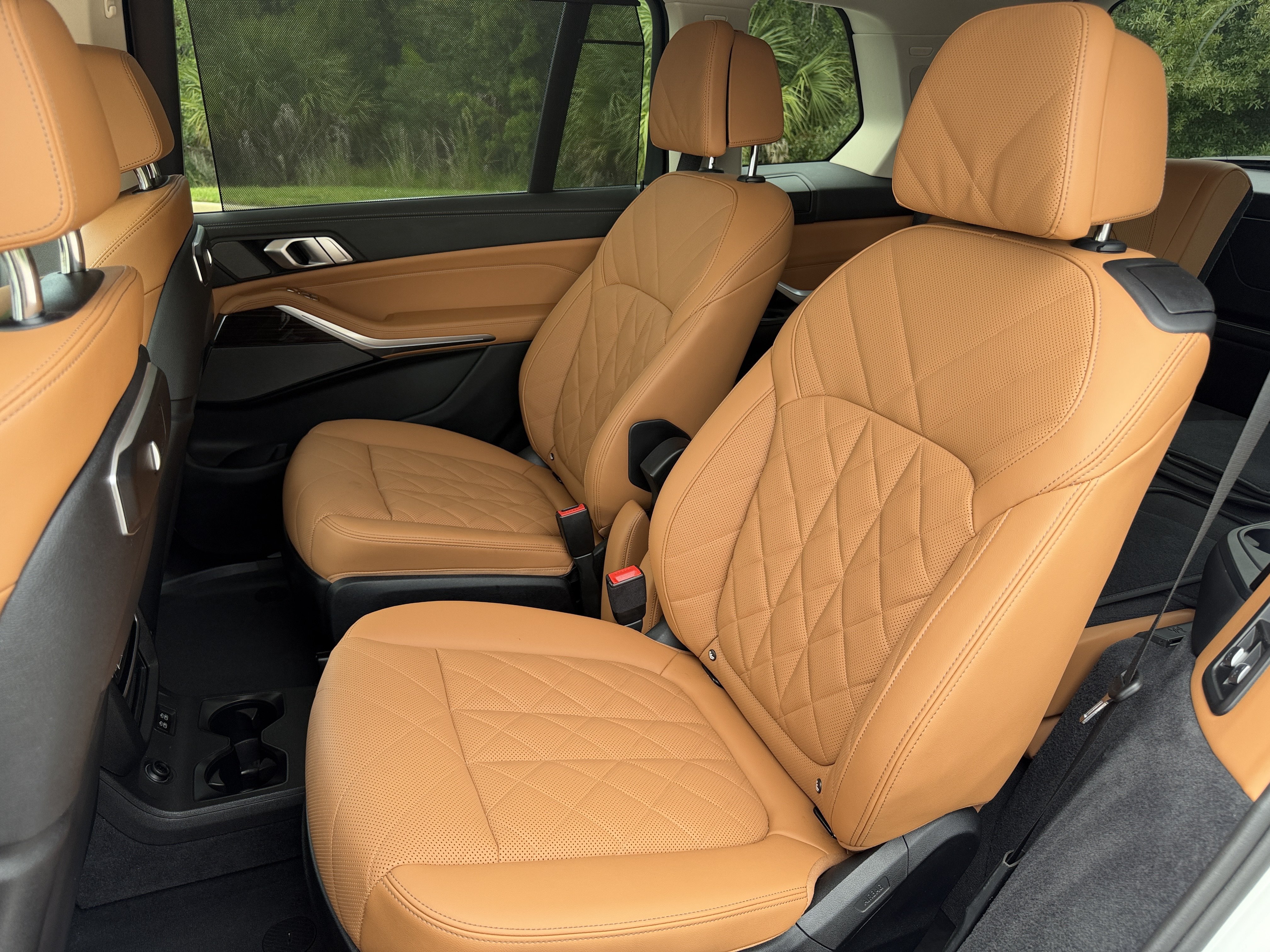 Used 2024 BMW X7 xDrive40i w/ Premium Package AWD/4WD image 19