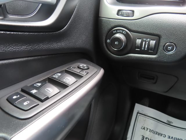 Used 2022 Jeep Cherokee Latitude w/ Comfort Safety Group AWD/4WD image 33