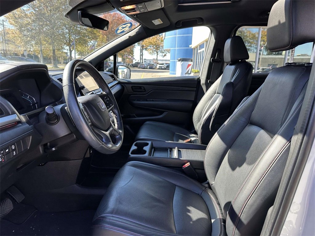 Certified 2023 Honda Odyssey Sport image 13