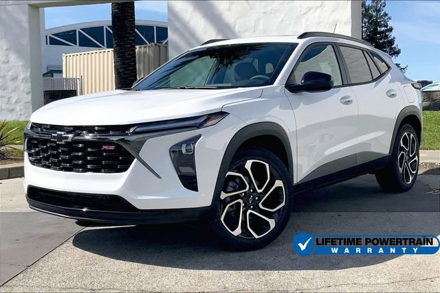 New 2025 Chevrolet Trax RS w/ Sunroof Package FWD image 1