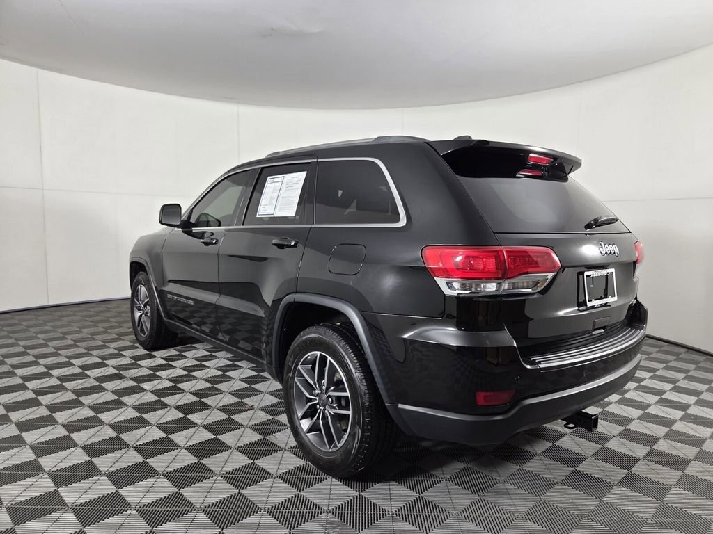 Certified 2019 Jeep Grand Cherokee Laredo w/ Laredo X Package image 7