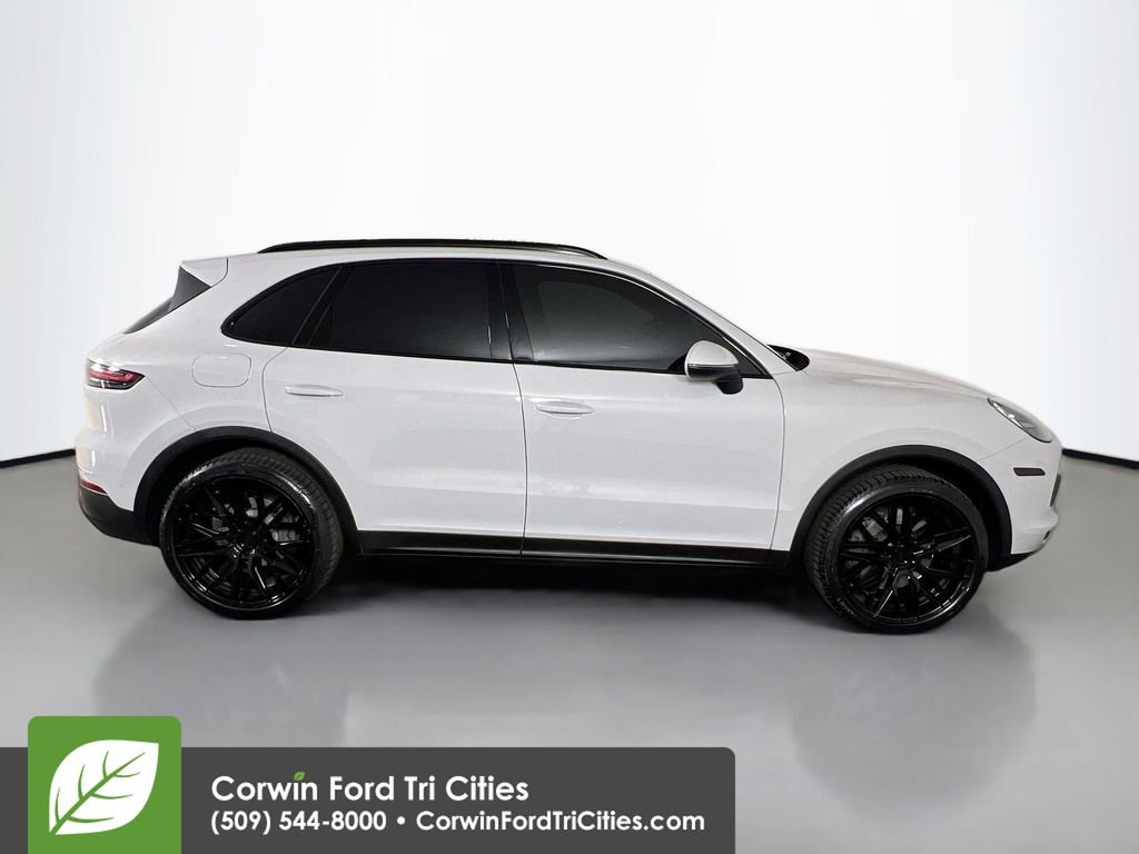 Used 2021 Porsche Cayenne S image 18