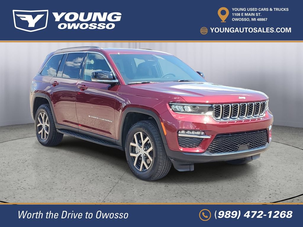 Used 2025 Jeep Grand Cherokee Limited w/ Trailer Tow Package AWD/4WD image 2
