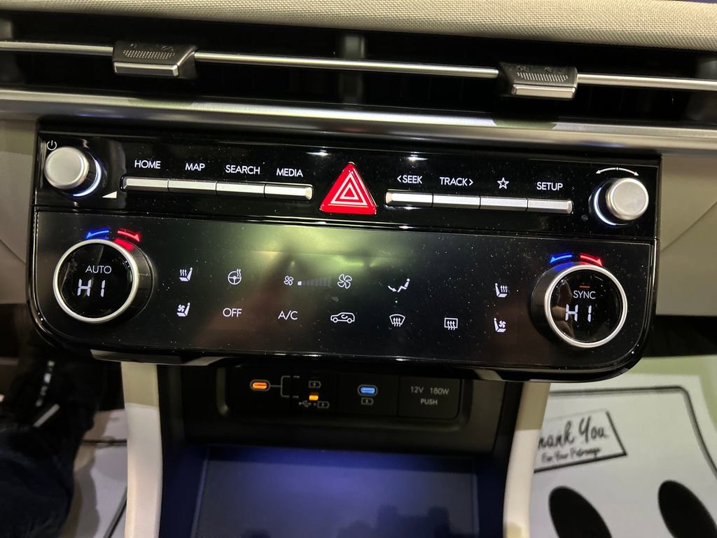 Used 2025 Hyundai Tucson Limited image 17