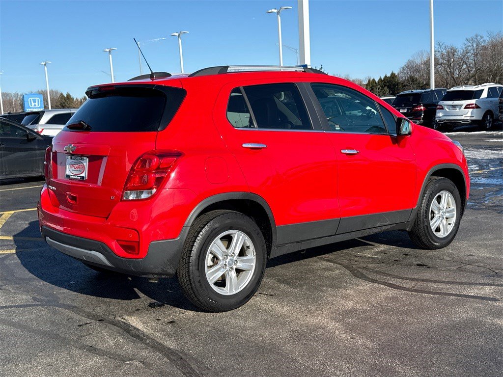 Used 2018 Chevrolet Trax LT w/ Driver Confidence Package image 9
