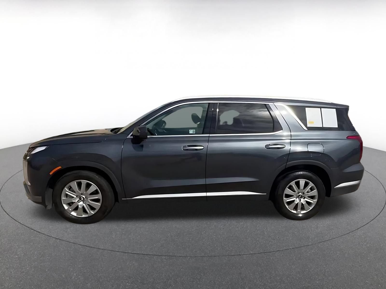 Used 2024 Hyundai Palisade SEL FWD image 7