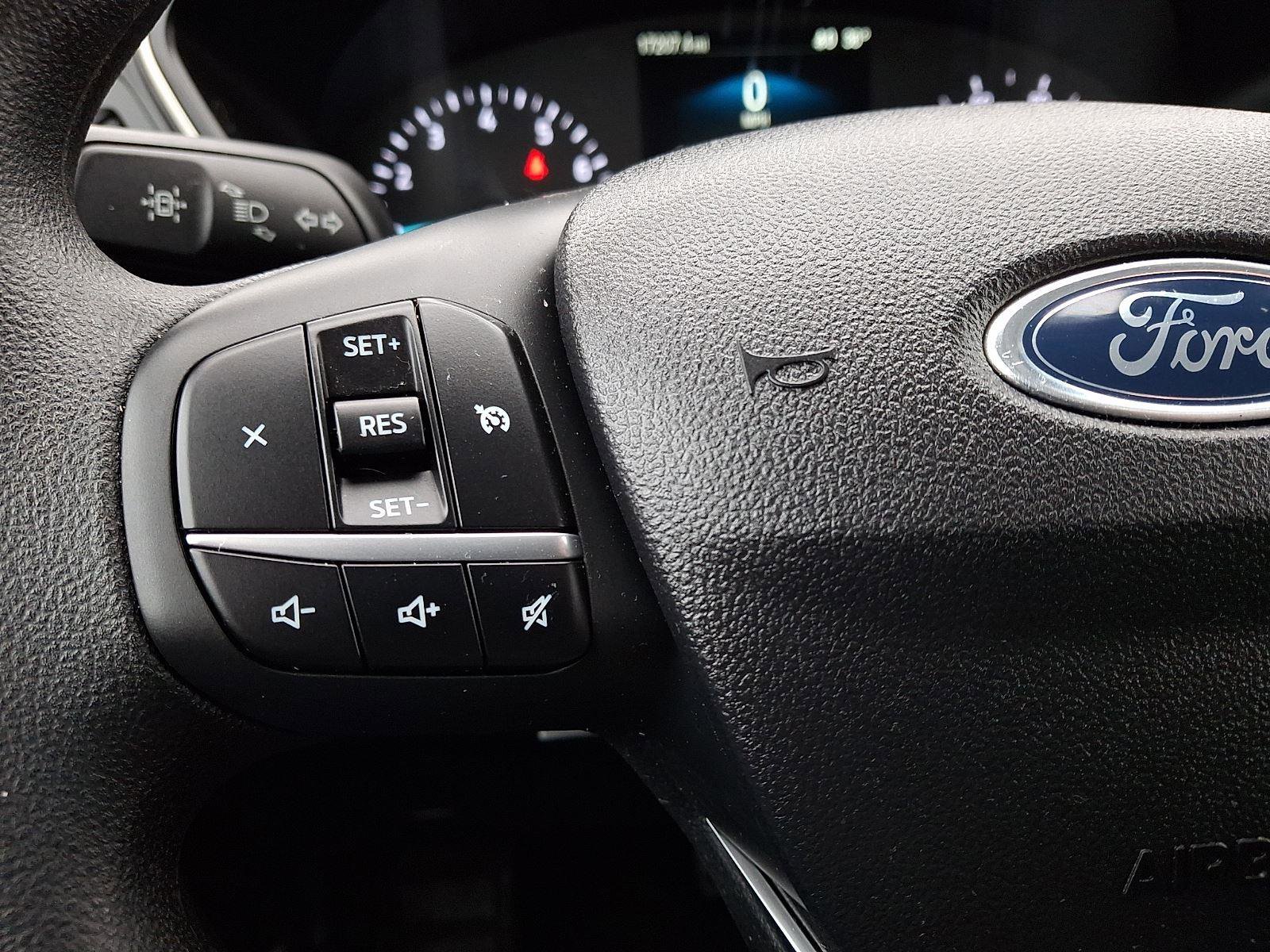 Used 2022 Ford Escape SE image 20