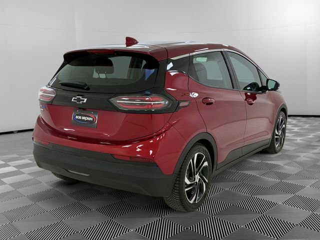 Certified 2022 Chevrolet Bolt LT w/ Infotainment Package image 3
