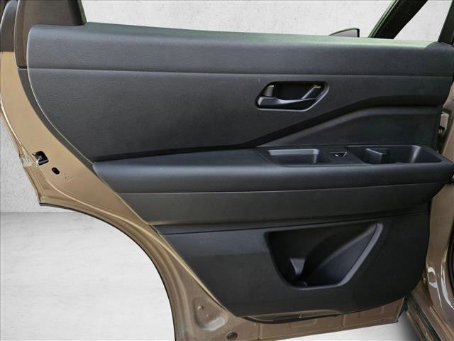 Used 2024 Nissan Pathfinder Rock Creek image 19