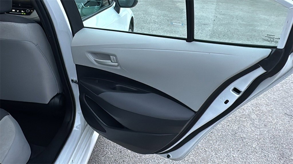 Certified 2023 Toyota Corolla LE image 39