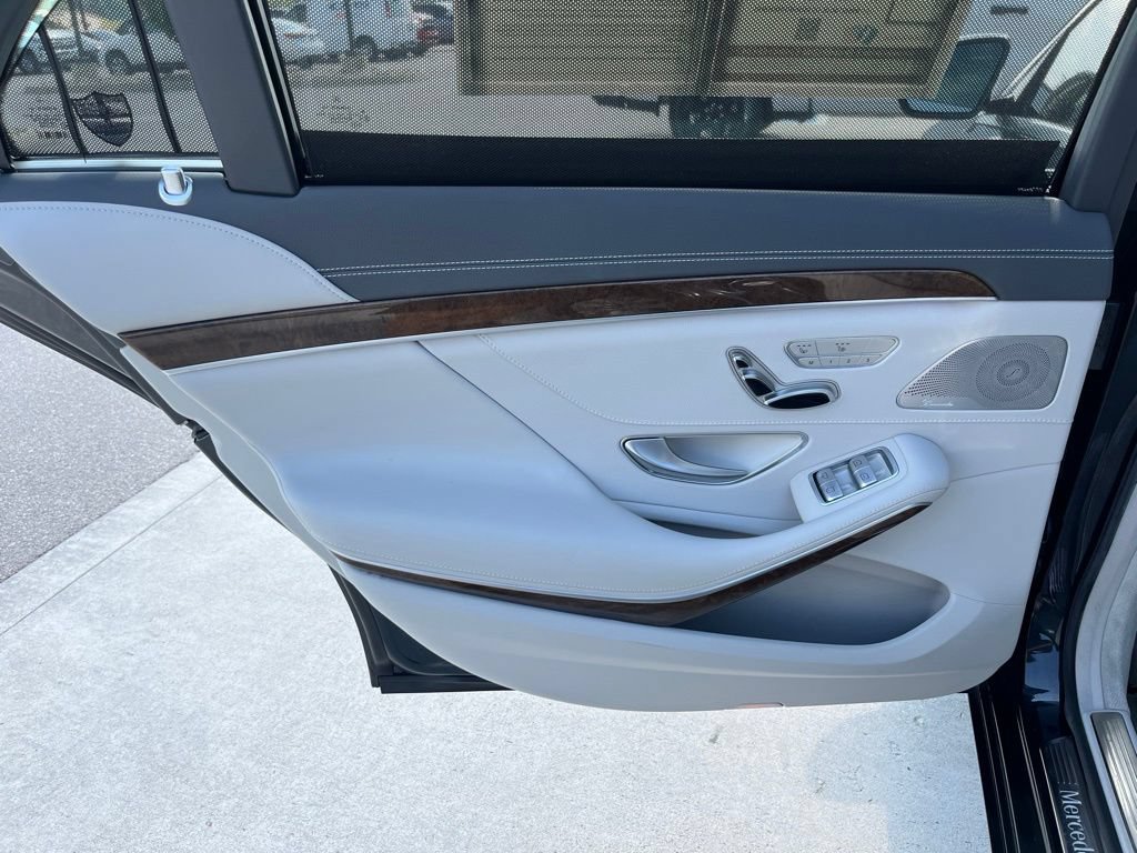Used 2015 Mercedes-Benz S 550 Sedan image 19