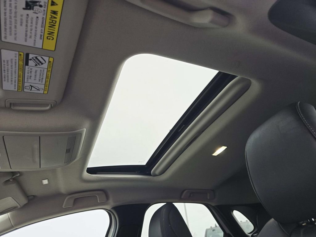 Used 2025 MAZDA CX-30 AWD 2.5 S w/ Preferred Package image 9