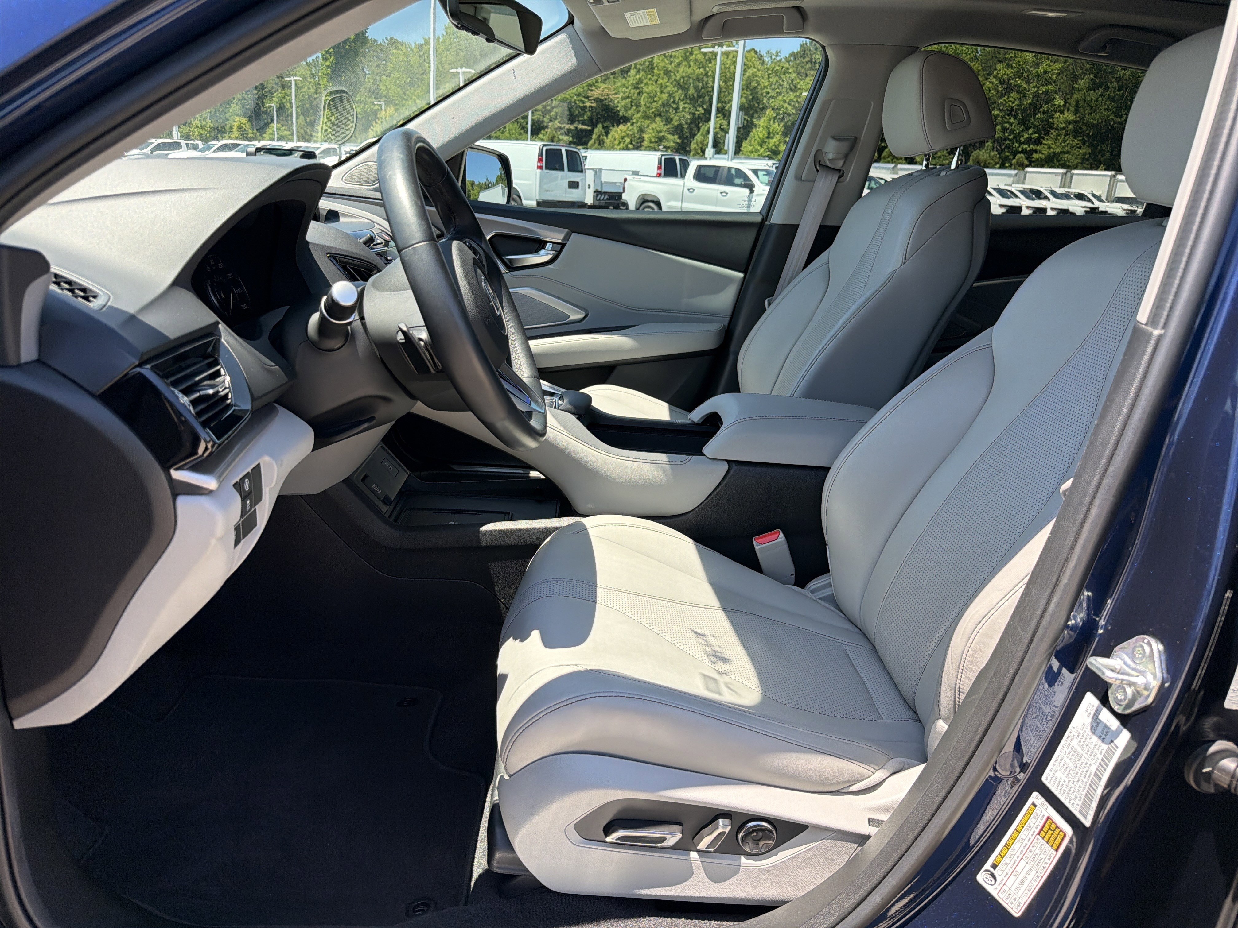 Certified 2023 Acura RDX FWD w/ Technology Package image 16