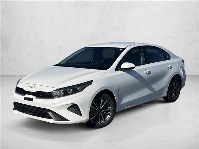 Used 2023 Kia Forte LXS image 1