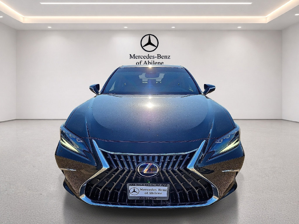 Used 2022 Lexus ES 300h Ultra Luxury w/ Accessory Package 2 FWD image 12