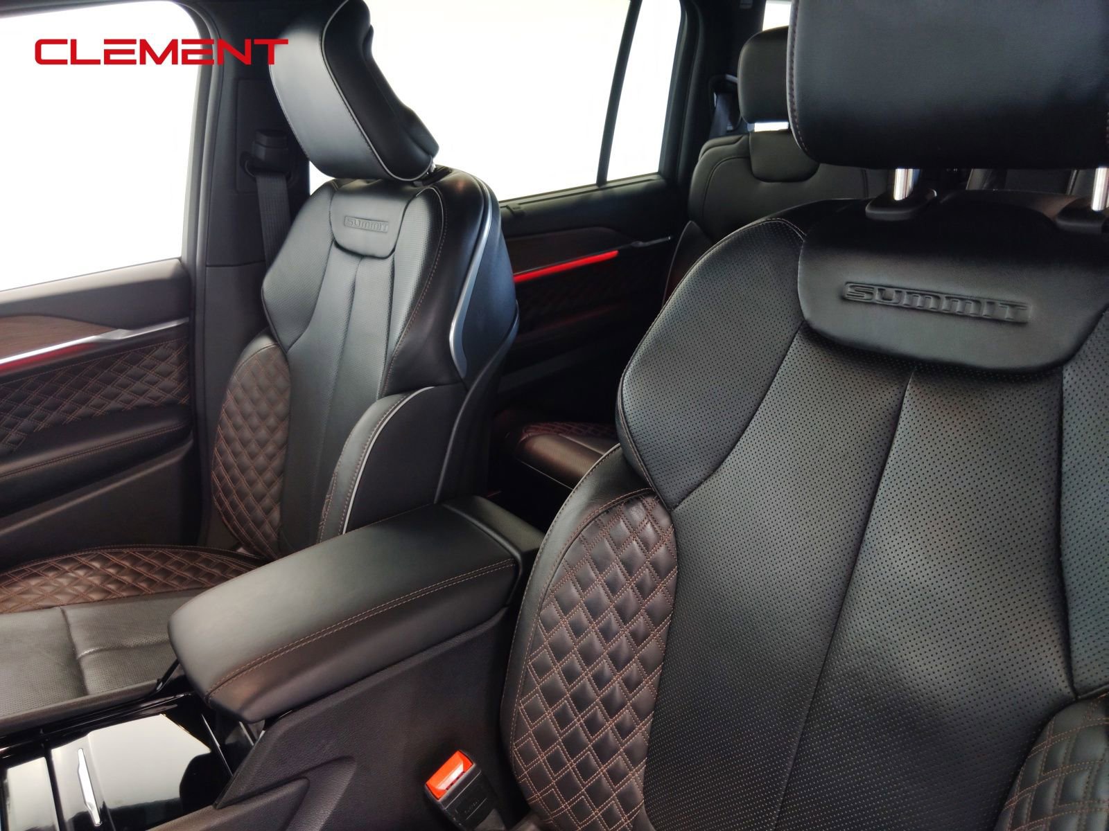 Used 2022 Jeep Grand Cherokee L Summit w/ Advanced Protech Group IV image 33