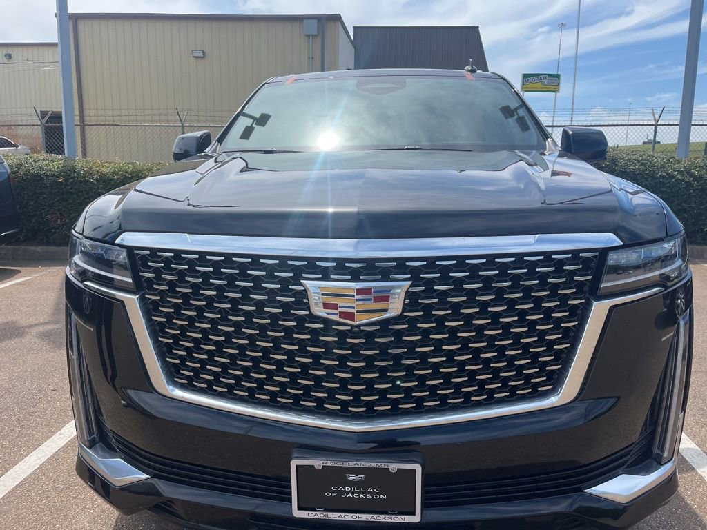 Certified 2024 Cadillac Escalade ESV Luxury image 2