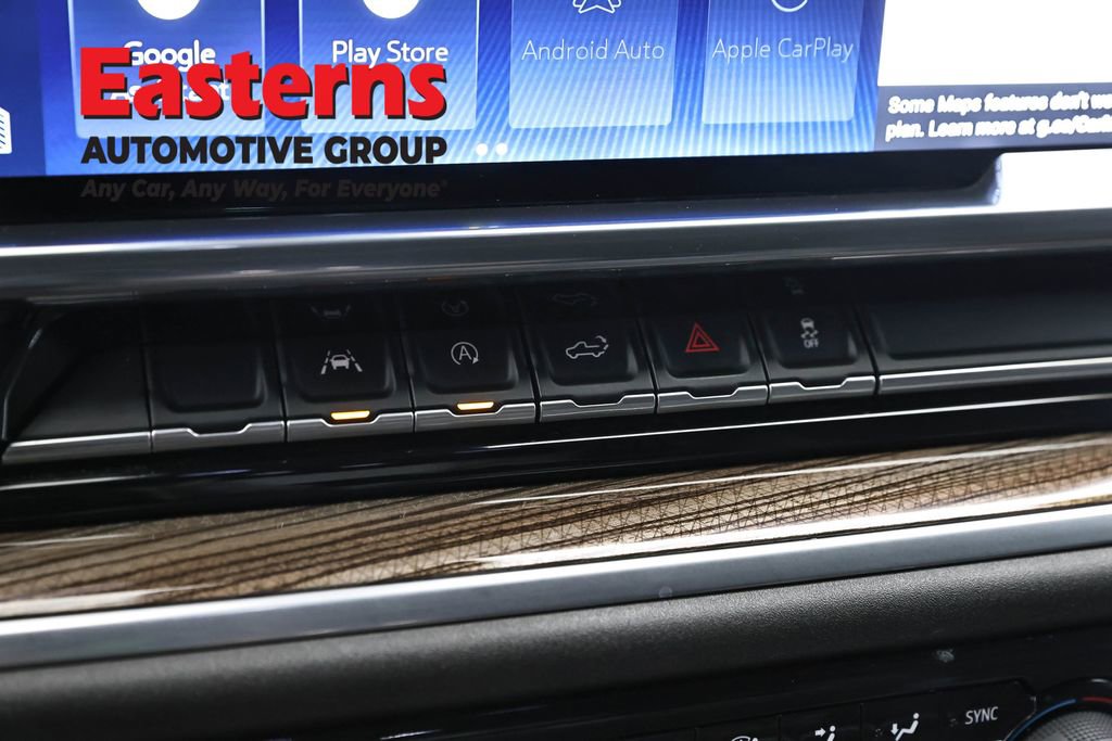 Used 2022 Chevrolet Silverado 1500 LT AWD/4WD image 20
