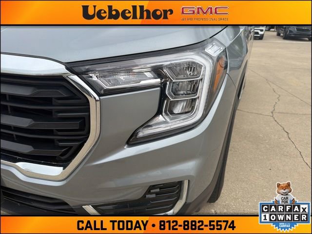 Used 2024 GMC Terrain SLE AWD/4WD image 13