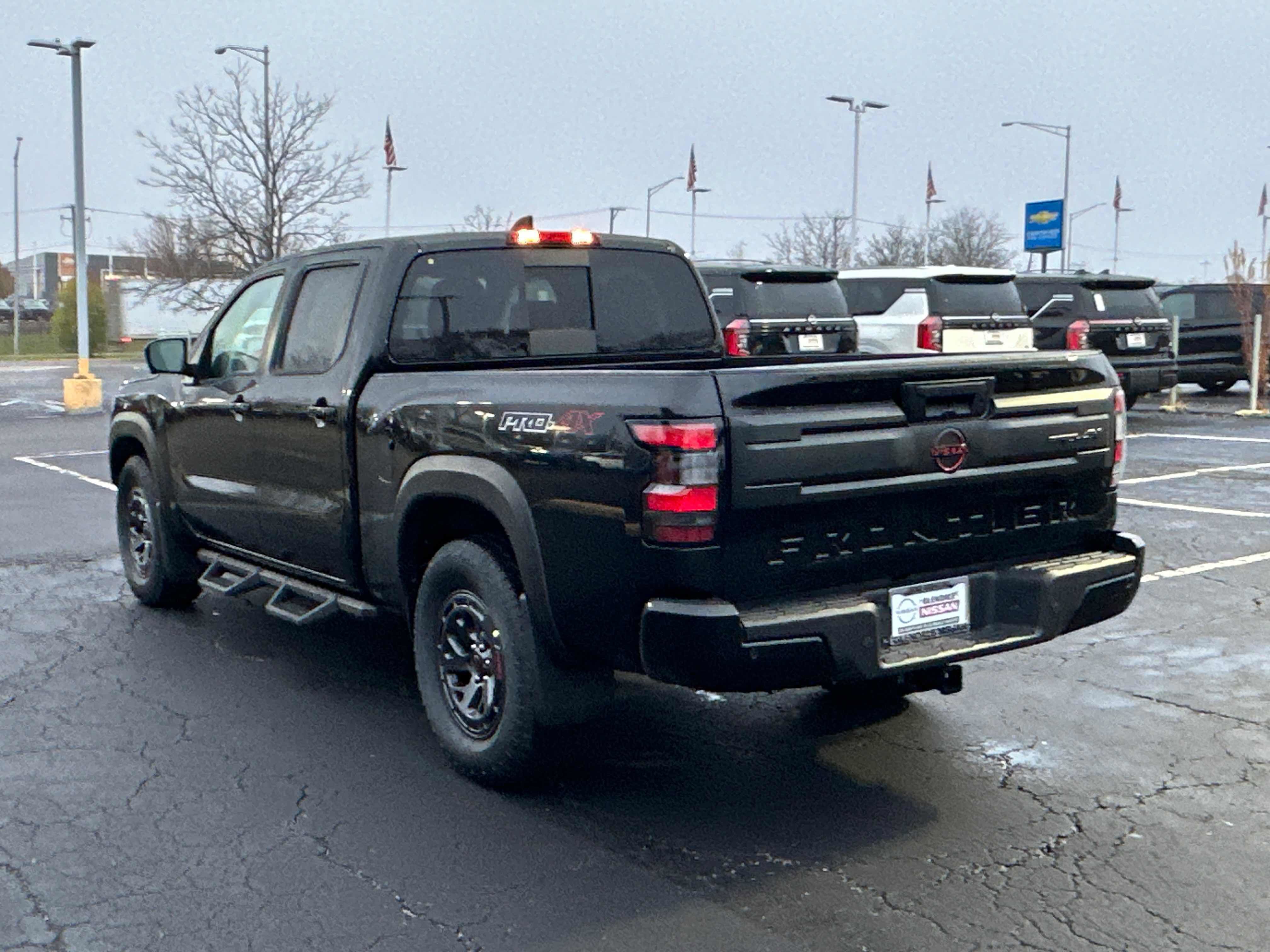 New 2026 Nissan Frontier PRO-4X w/ Pro-4x Convenience Package image 6