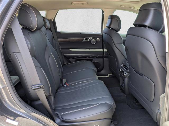 Used 2023 Genesis GV80 3.5T Advanced + w/ Cargo Package AWD/4WD image 21