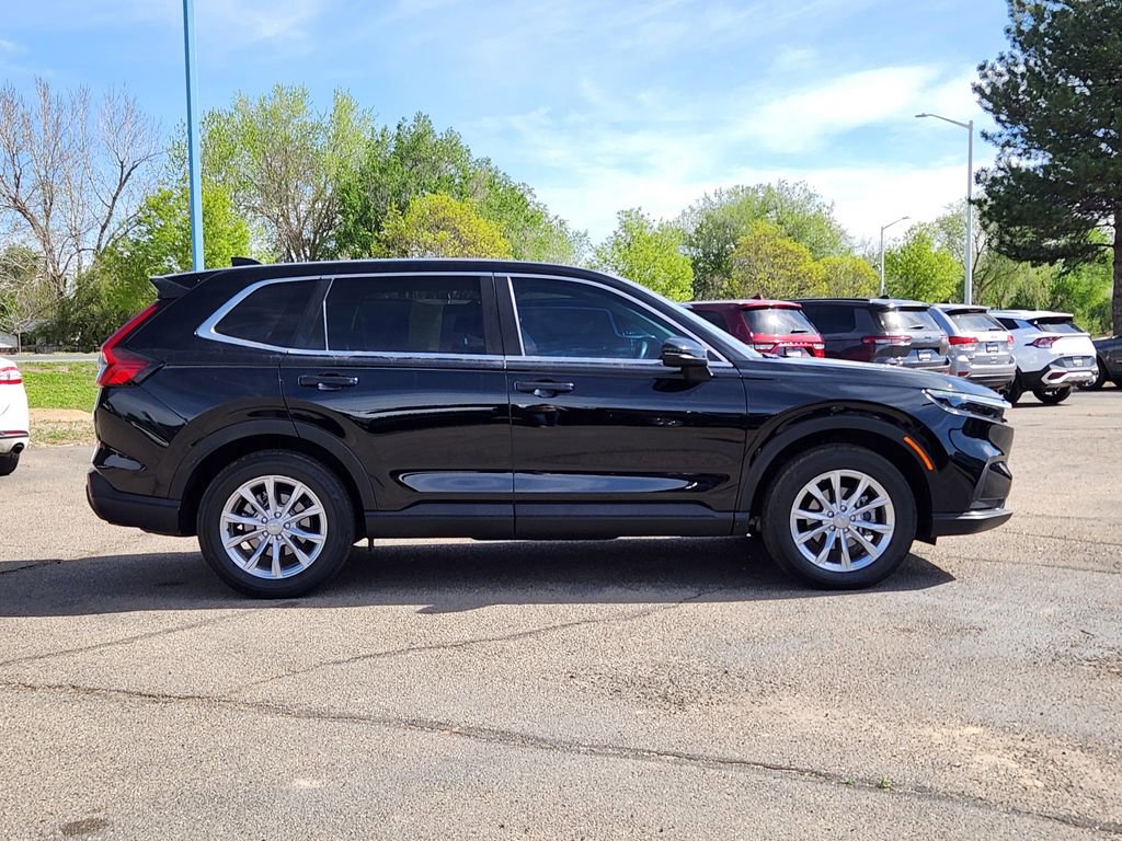 Used 2024 Honda CR-V EX image 2