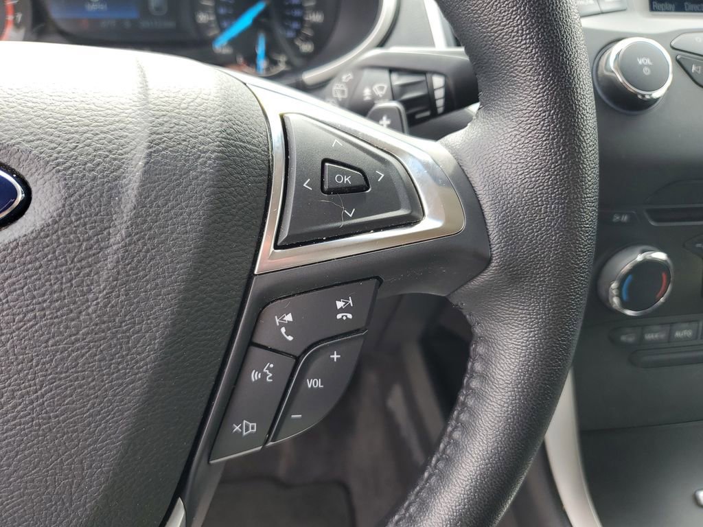 Used 2017 Ford Edge SEL image 20