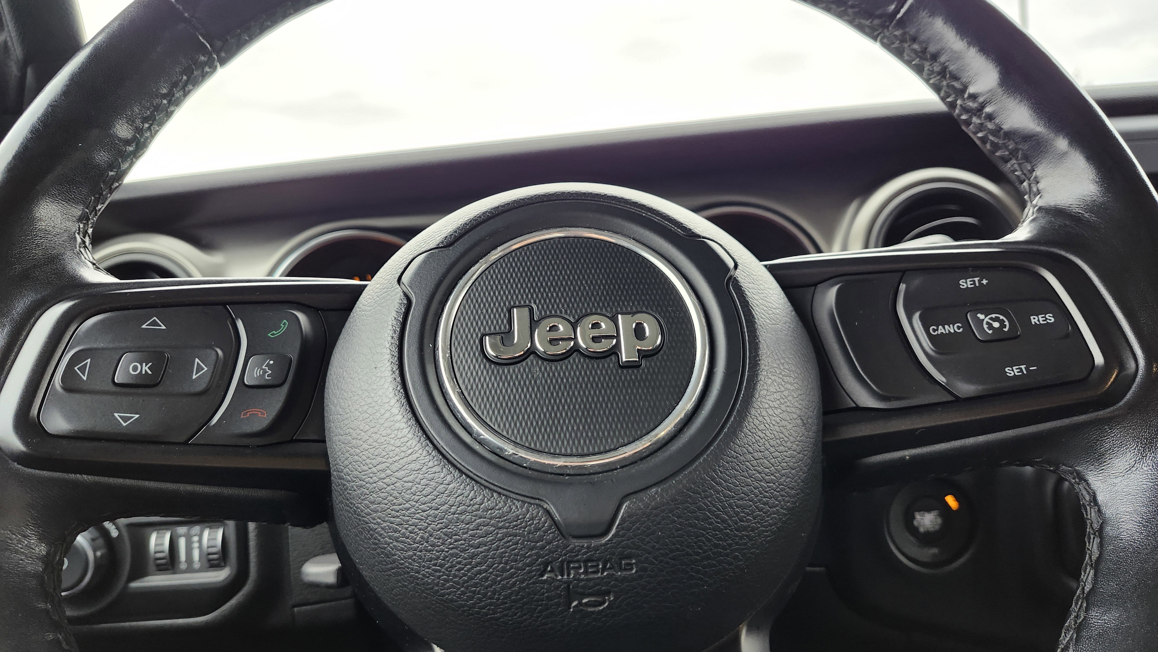 Used 2019 Jeep Wrangler Unlimited Sport S image 25
