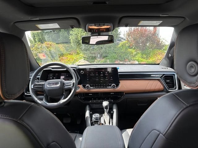 New 2026 GMC Canyon AT4 w/ Technology Plus Package AWD/4WD image 13