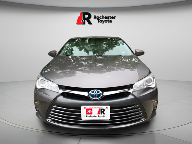 Certified 2017 Toyota Camry XLE FWD image 2