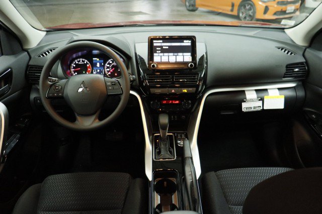 New 2026 Mitsubishi Eclipse Cross LE AWD/4WD image 19