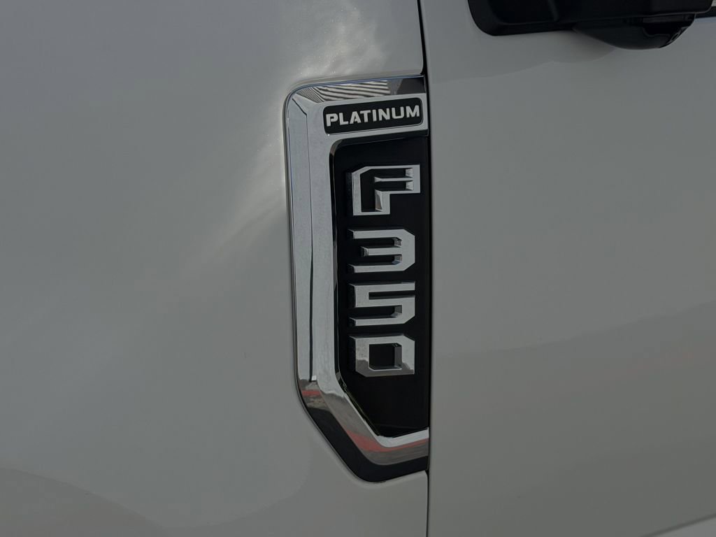 Used 2020 Ford F350 Platinum w/ FX4 Off-Road Package AWD/4WD image 18