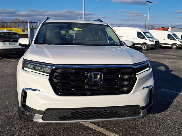 Used 2023 Honda Pilot Elite image 2