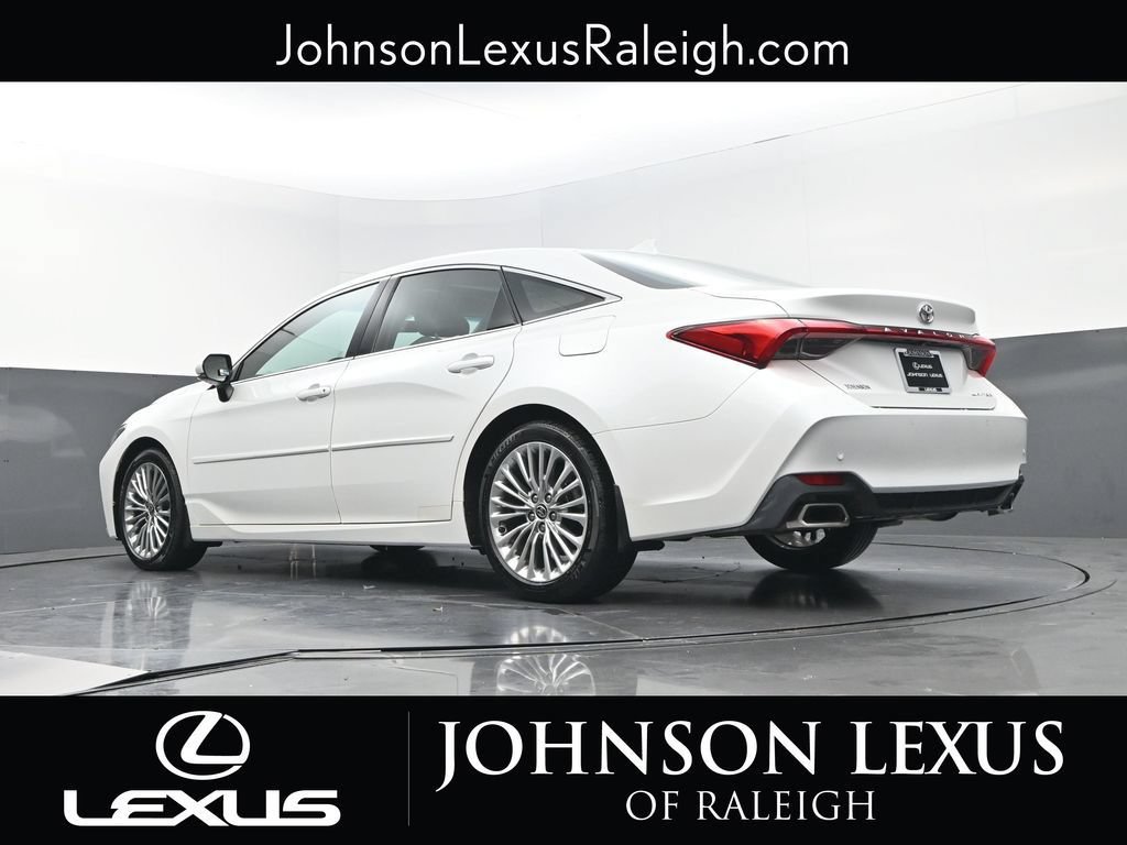 Used 2021 Toyota Avalon Limited w/ Advanced Safety Package FWD image 17