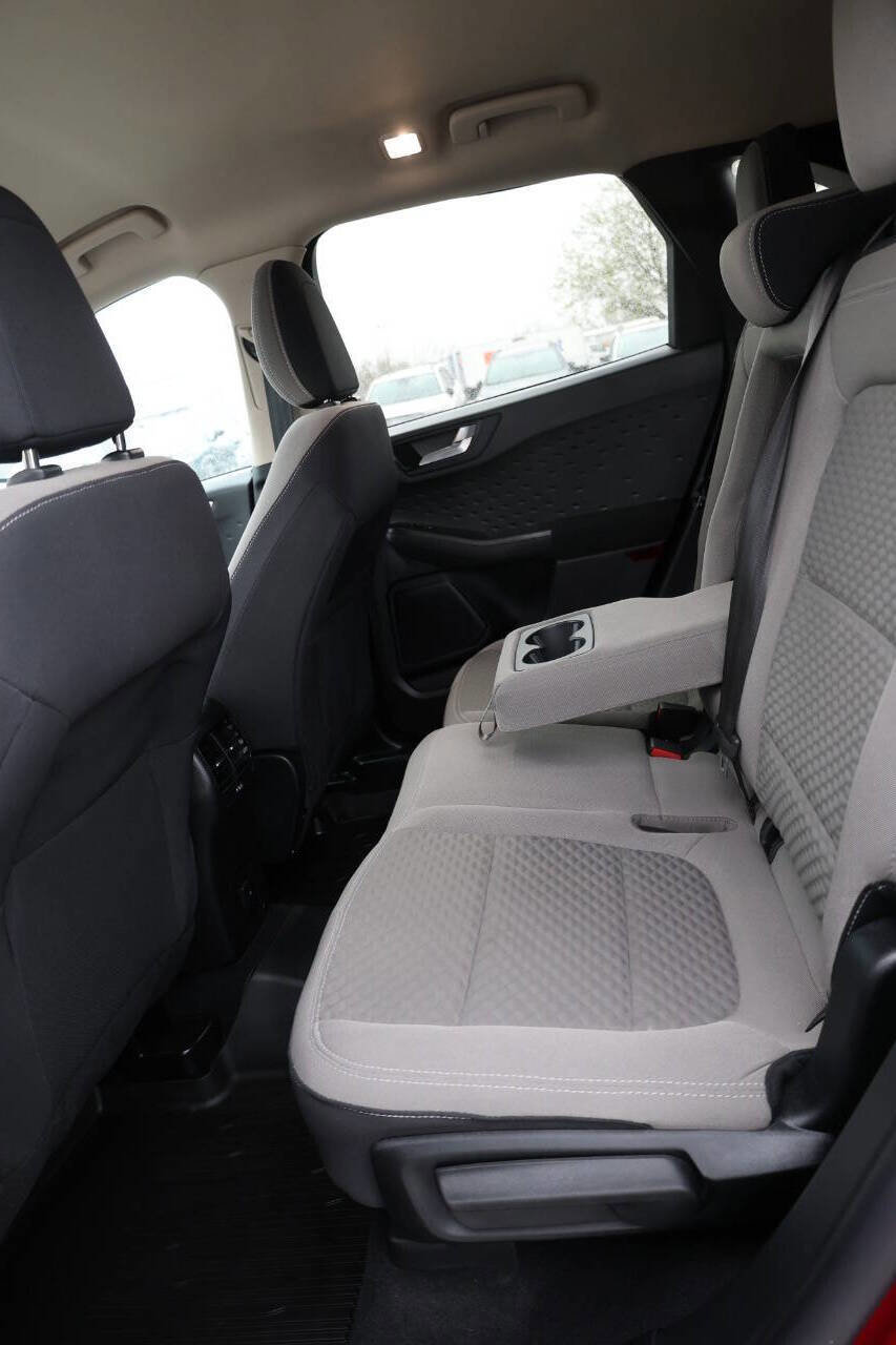 Used 2020 Ford Escape SE AWD/4WD image 17