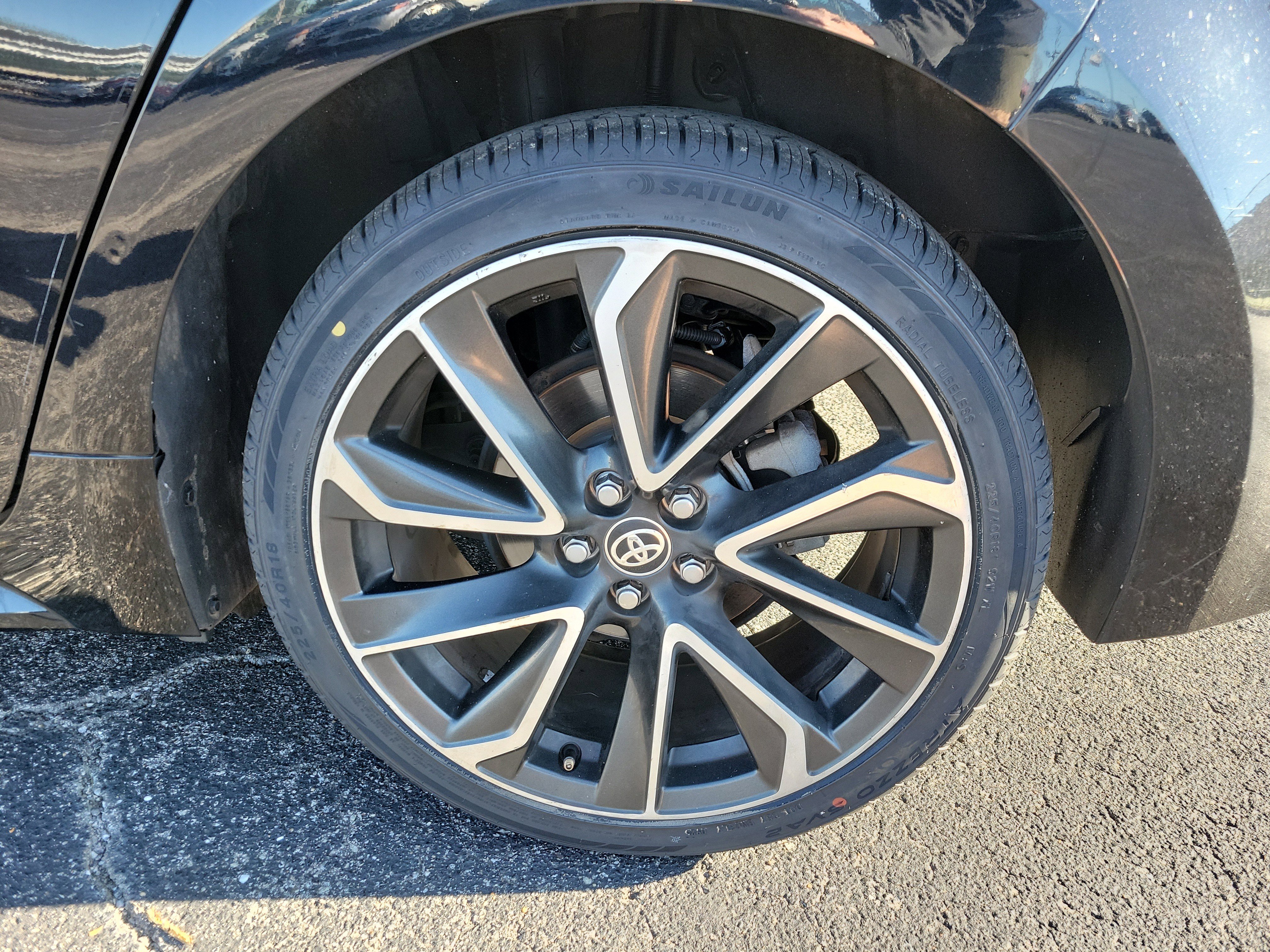 Used 2019 Toyota Corolla XSE image 26