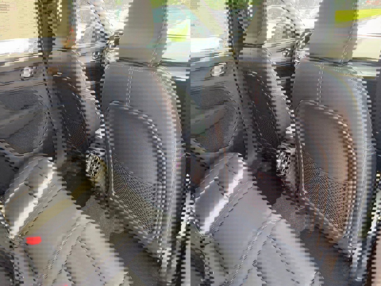 New 2026 Volvo XC40 B5 Ultra w/ Protection Package Premier image 22