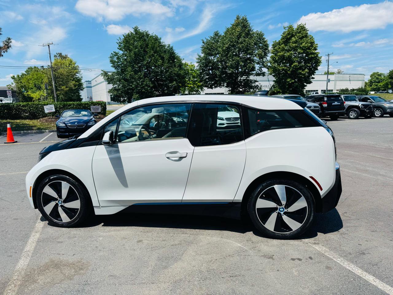 Used 2015 BMW i3 RWD image 8