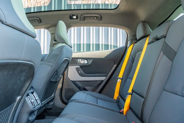 Used 2022 Polestar Polestar 2 w/ Performance Package image 33