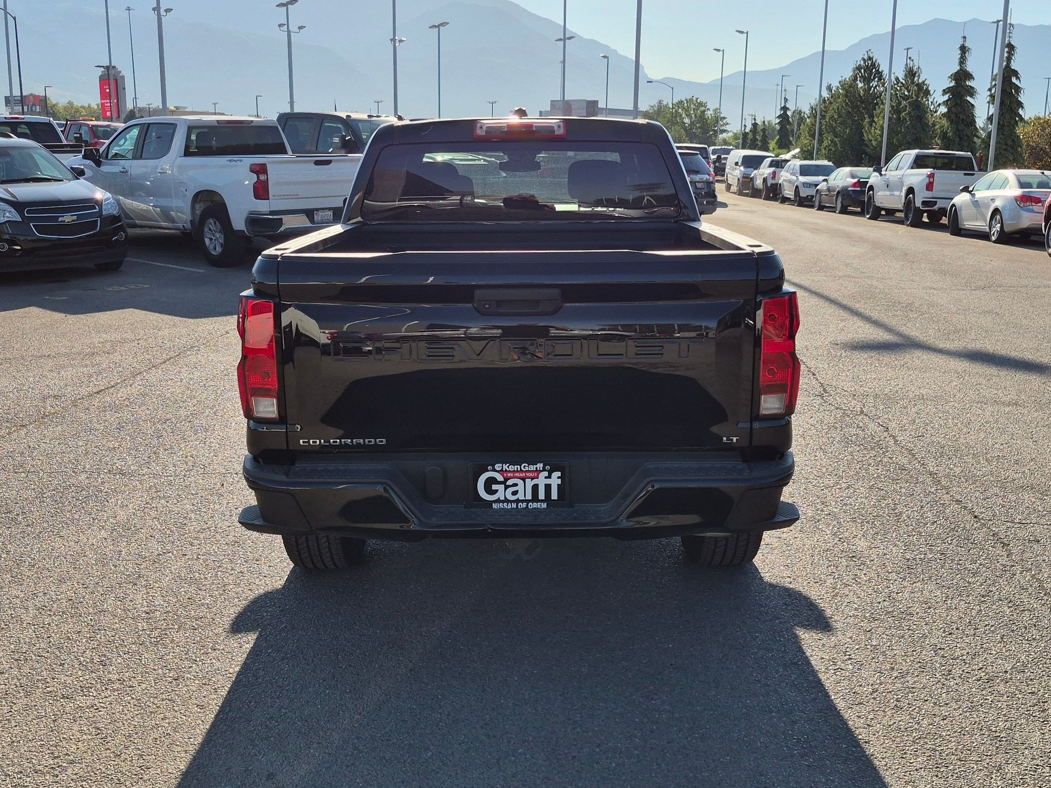 Used 2023 Chevrolet Colorado LT AWD/4WD image 4