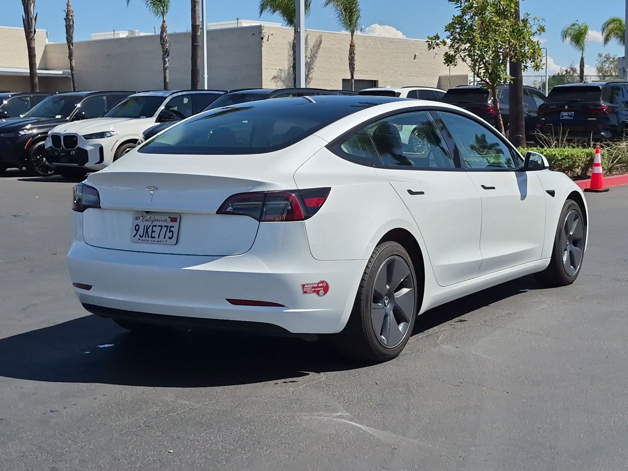 Used 2023 Tesla Model 3 Standard Range RWD image 10